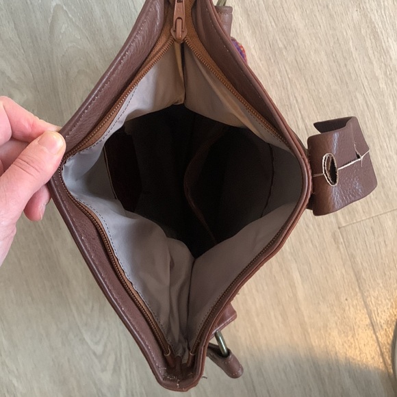 Artisan leather bag - Picture 6 of 10